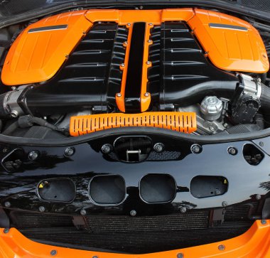 Kiev, Ukrayna; 10 Nisan 2015. Bentley motoru. Bentley Continental Gt yarış Mansory. Editoryal fotoğraf.