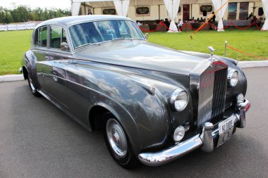 Kiev, Ukrayna; 26 Eylül 2014. Rolls-Royce. Retro araba. Editoryal fotoğraf.