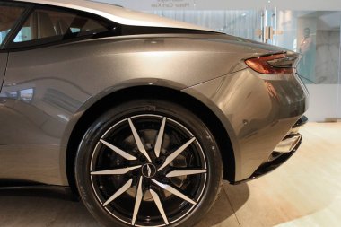 Aston Martin Db11. Yeni araba. Kiev, Ukrayna. 9 Eylül 2017. Editoryal fotoğraf