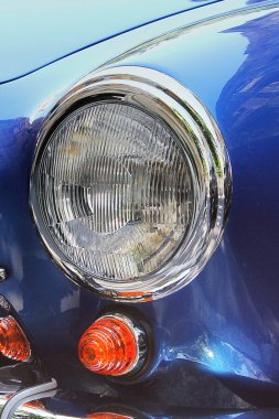 Araba farlar. Lüks farlar