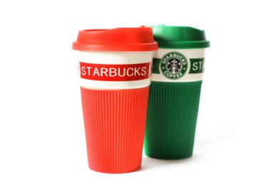 Chernihiv, Ukrayna - 14 Ocak 2020: Beyaz arka planda Starbucks Kupası