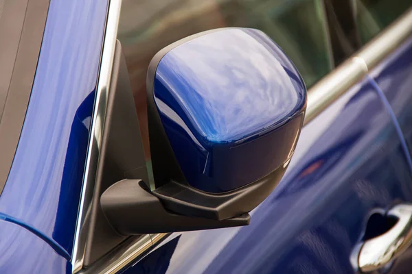 Дзеркало Заднього Виду Частина Синього Автомобіля — стокове фото
