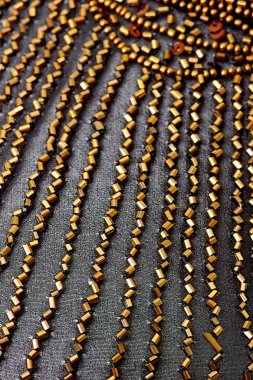 Parlak renklerin payetleri ve payetleri ile kumaş. Moda glitter kumaş, payetler. Parlak yüzey