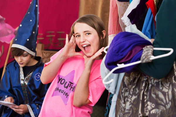 Girl posing in dressing room — Stock Photo, Image