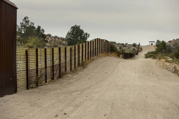 美国与墨西哥的边界墙 — 图库照片
