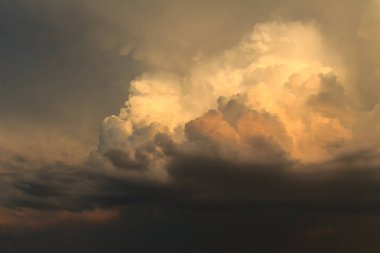 gökyüzü fırtına bulutları