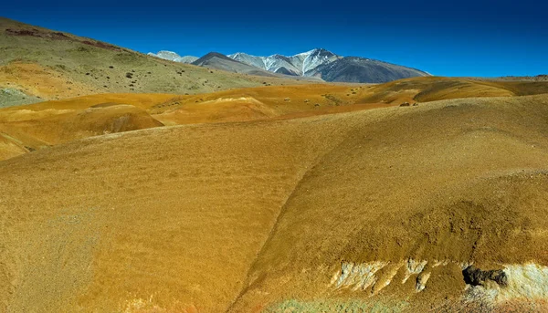 Farbige Berge des Altai — Stockfoto