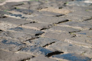 Eski bir kaldırım taşı / kaldırım sokağı, arka plan resmini kapat