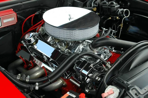 改造車のエンジン設計 — ストック写真