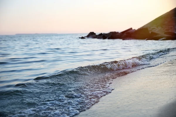 바위와 아름 다운 바다 해안 — 스톡 사진