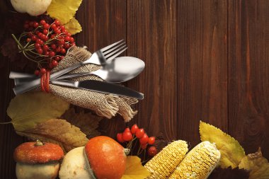 Sonbahar yaprakları bileşimi 