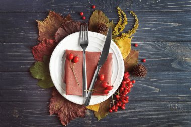 Sonbahar yaprakları bileşimi 