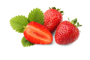 Beyaz üzerine izole edilmiş kırmızı çilekler