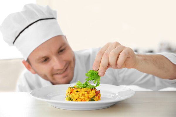 Молодой повар
 