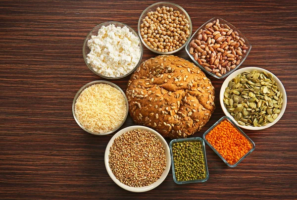 Næringsmidler høyt på proteiner – stockfoto