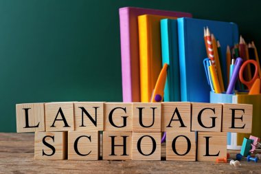 Tablo renkli ileti örneği ve word Dil Okulu