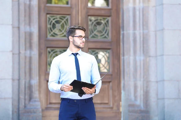 Stilig ung advokat — Stockfoto