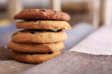 yulaf bisküvi çikolata ile