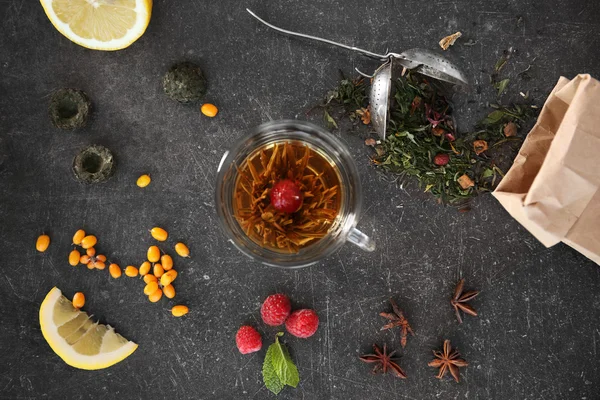 Friss, ízletes tea összetevők — Stock Fotó