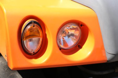 Yol silindiri ışıklar, portre