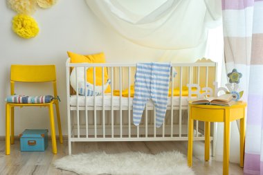 Bebek odası modern iç