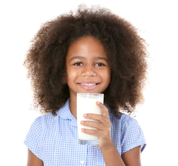 Dziewczyna picia mleka — Zdjęcie stockowe