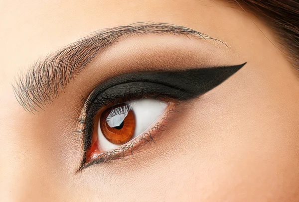 Beautiful eye makeup — Stock Photo, Image