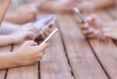 Ahşap masa gadget'lar grubu