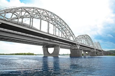 Modern köprü görünümü