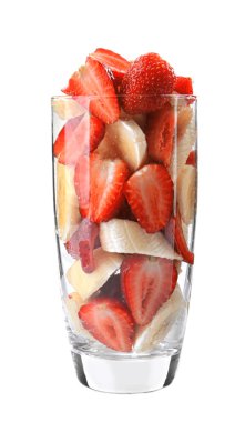 Güler yüzlü lezzetli cam beyaz arka planda, closeup için taze malzemeler