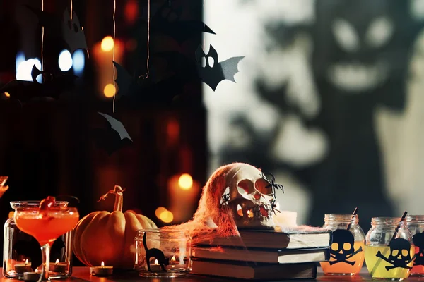 Коктейли для Хэллоуина — стоковое фото