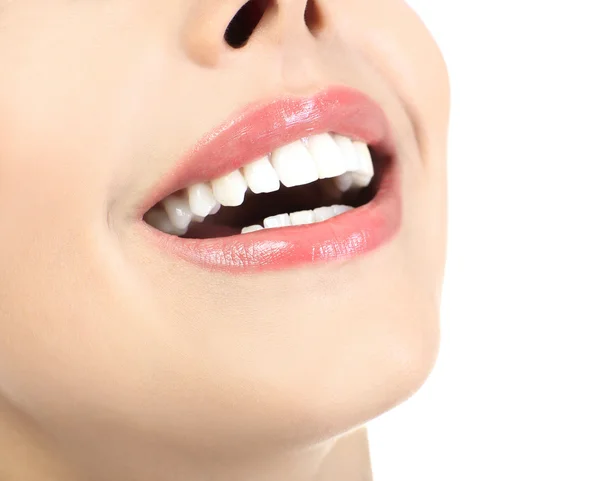 Hermosa sonrisa con dientes sanos — Foto de Stock