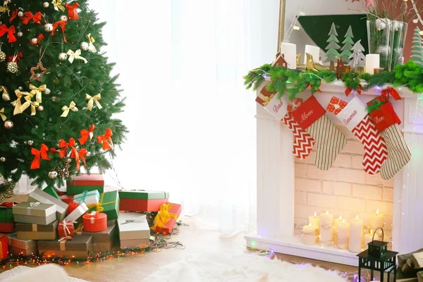 Living room with fireplace decorated for Christmas, close up view — Stock Photo, Image