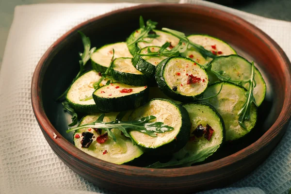 Fırında kabak dilimleri 