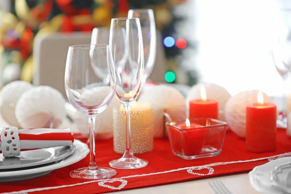 Mesa servida para o jantar de Natal — Fotografia de Stock