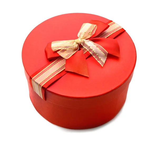 Red round gift box isolated on white — Stock fotografie