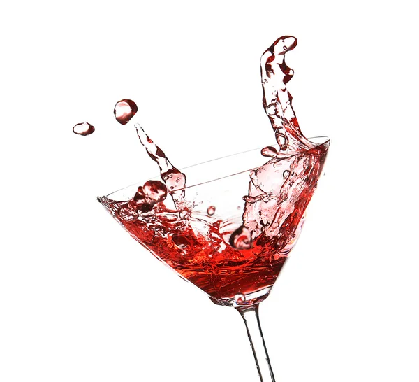 Kokteyl ile splash beyaz zemin üzerine kırmızı — Stok fotoğraf