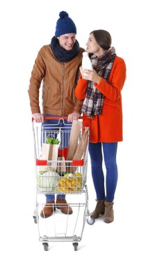 Mutlu çift metal arabası ile