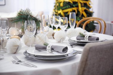 Noel için hizmet tablosu