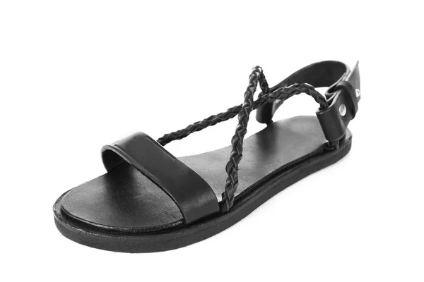 Черная кожа сандалии изолированы на белом — стоковое фото