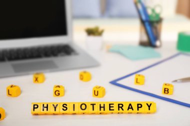 Word fizyoterapi laptop ve Pano tablo