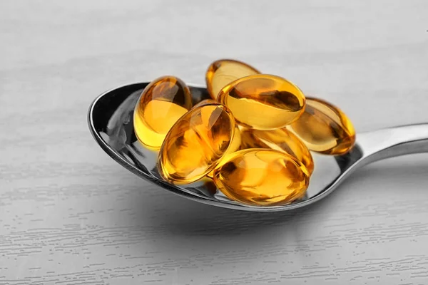Liver oil capsules — Stock Photo, Image