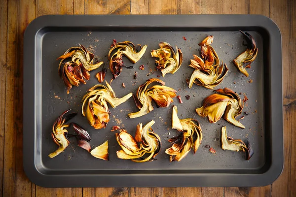 Baked artichokes with spices — Stock Photo, Image