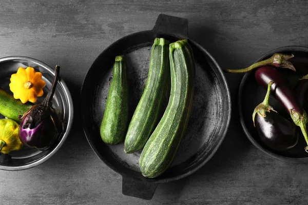 요리에 신선한 야채 — 스톡 사진