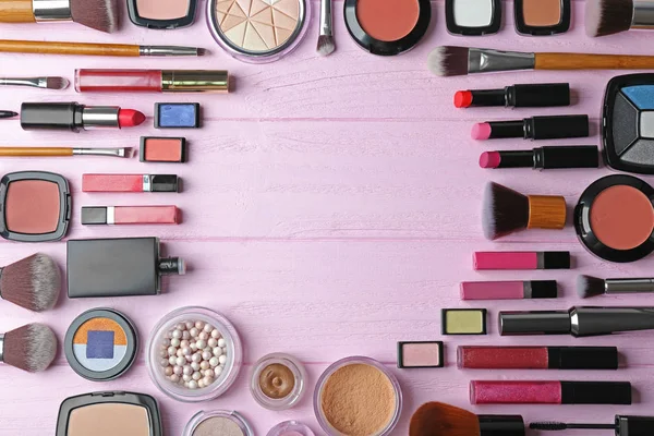 Set of decorative cosmetics on wooden table — Stock Image Set of decorative cosmetics on wooden table Stock Picture