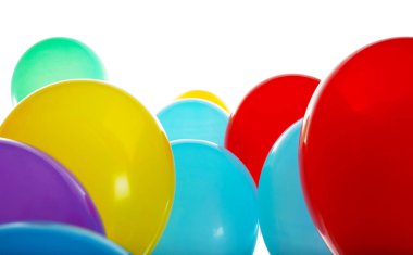 renkli doğum günü balonları 