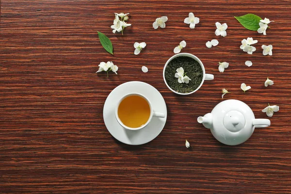 Chá com flores de jasmim — Fotografia de Stock