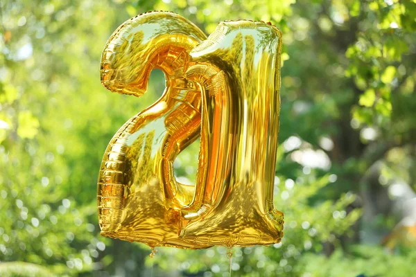 Golden birthday balloons — Stock Photo, Image