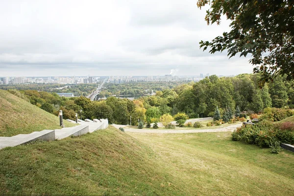 Güzel sonbahar park — Stok fotoğraf