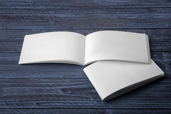 白い空白のパンフレット — ストック写真